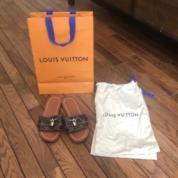 Louis Vuitton lock it mule - Picture 2 of 16